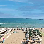 Sunny Hotel 3*