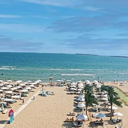 Sunny Hotel 3*