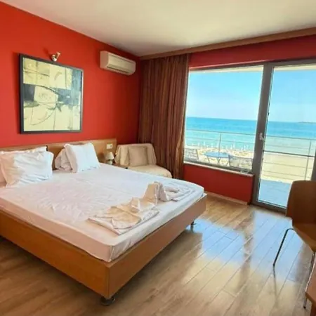 Sunny Hotel