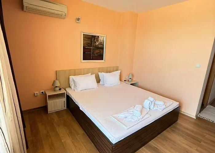 Sunny 3* Slantchev Briag