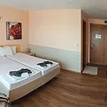 Hotel Sunny 3*